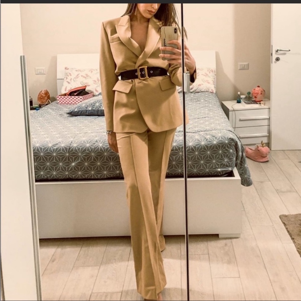 NWT ZARA CARAMEL PANT SUIT LARGE